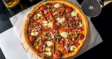 Nina’s Pizza