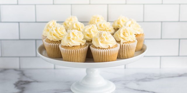 Vegan Vanilla Cupcakes
