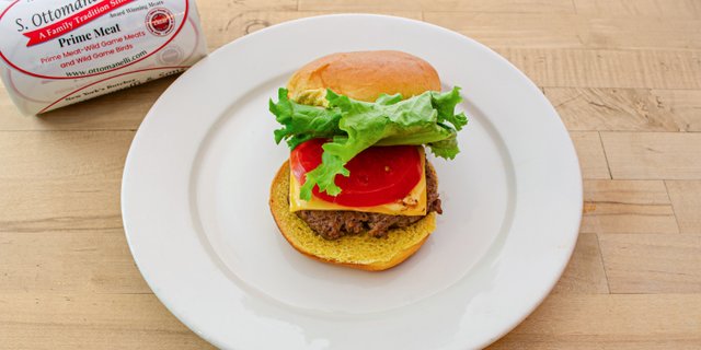 Ottomanelli’s Famous Cheeseburger
