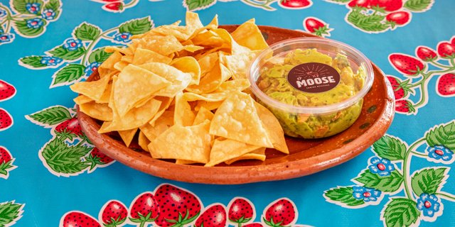 Chips & Guac Cup
