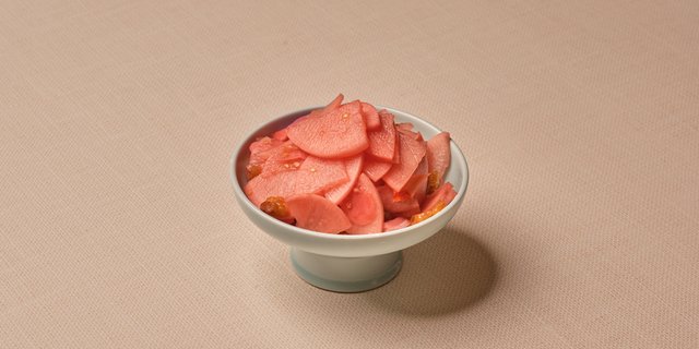 Spicy Sweet & Sour Radish