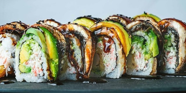 Green Dragon Roll