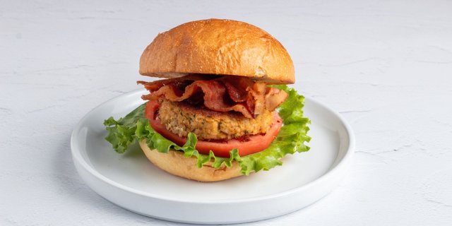 Crab Cake BLT Sliders