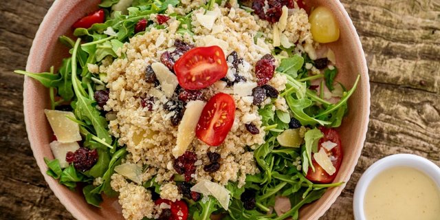 Arugula Quinoa Salad