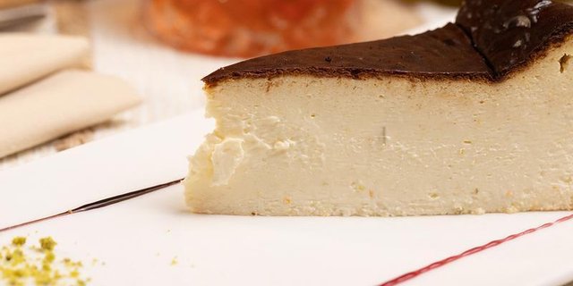 Crème Brûlée Cheesecake