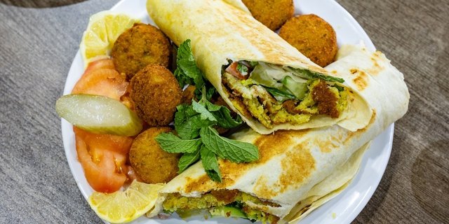 Falafel Wrap
