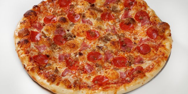 Meatie Pizza