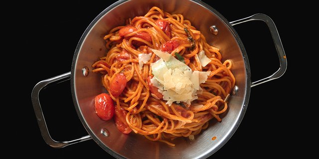 Spaghetti Al Pomodoro
