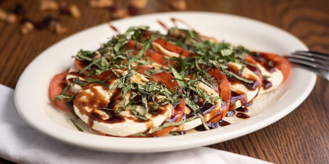 Mozzarella Caprese Salad