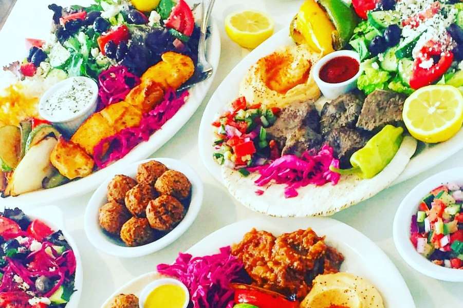 Lemon Zest Cafe Catering in Glendale, CA 109 N Chevy Chase Dr