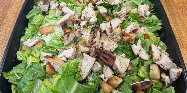 Caesar Salad w/ Chicken