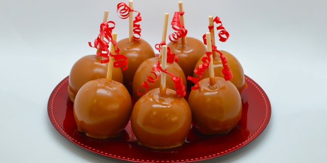 Plain Caramel Apple Platter