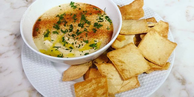 Hummus & Pita