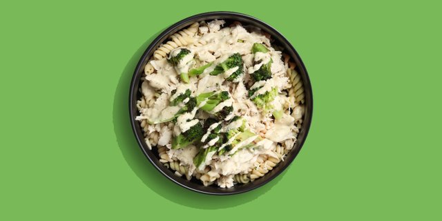 Garlic Parm Chicken "Fettuccine" Bowl