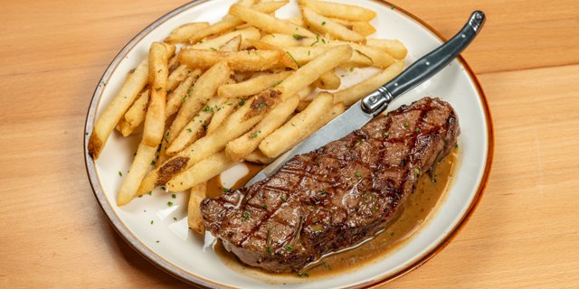 Steak & Fries Boxed Lunch