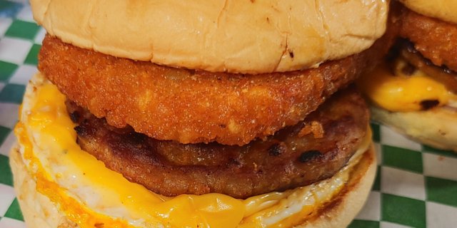 Individual Breakfast On a Bun