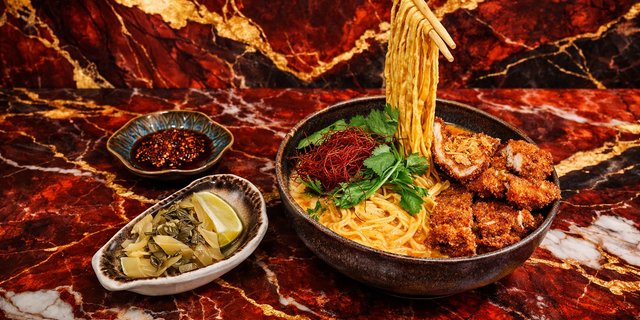 Chicken Katsu Khao Soi