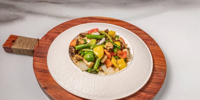 Sauteed Asparagus & Mushrooms