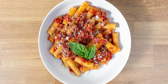 Rigatoni Ragu