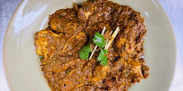 Aachari Chicken Masala