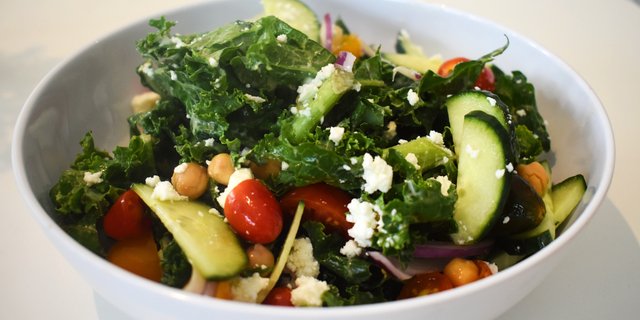 Vegan Mediterranean Salad