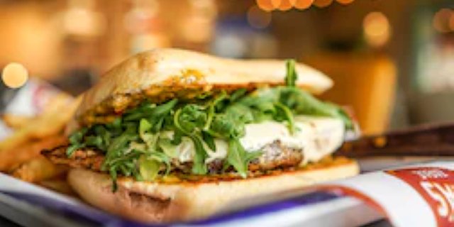 Grilled Chicken Sandwich Boxed Lunch