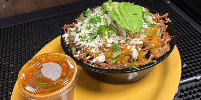 Chilaquiles de Birria