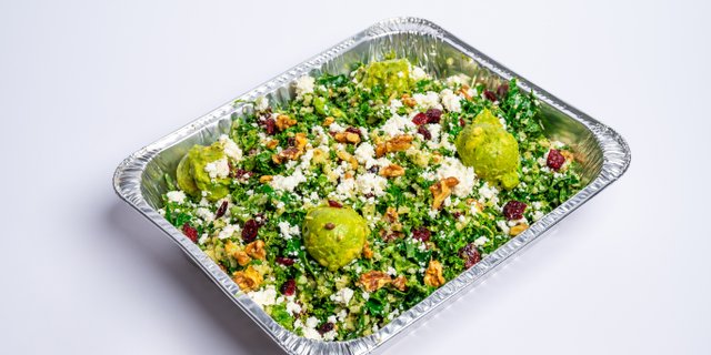 Kale & Cauli Salad for 5
