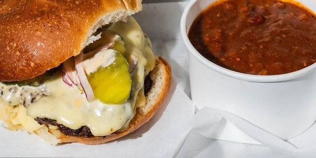 Sylvester Smash Burger