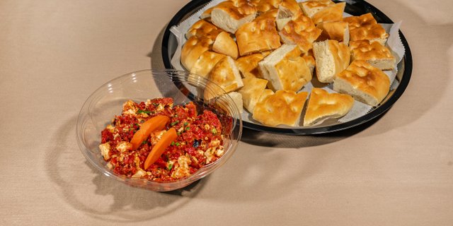 Htipiti Spread