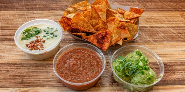 Trio of Dips & Chips