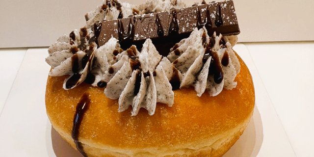 KitKat Bar Donut