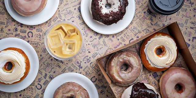 Middle Glaze, Donuts & Coffee for a Group of 25-30