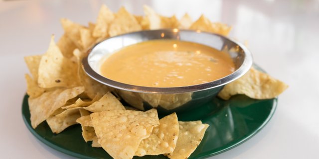 Chips & Queso