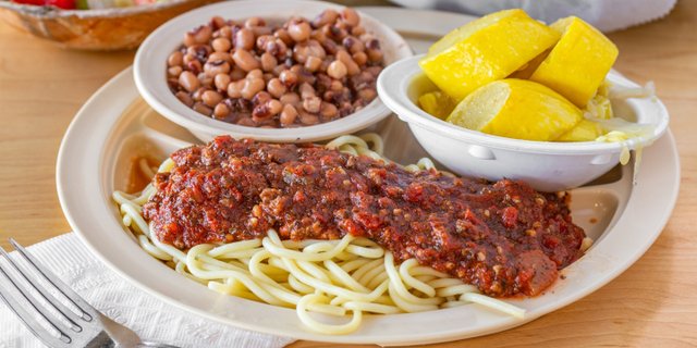 Homemade Spaghetti & 3 Sides Plate