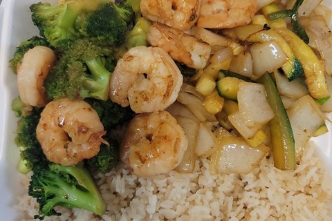 Hibachi Shrimp W/ Broccoli