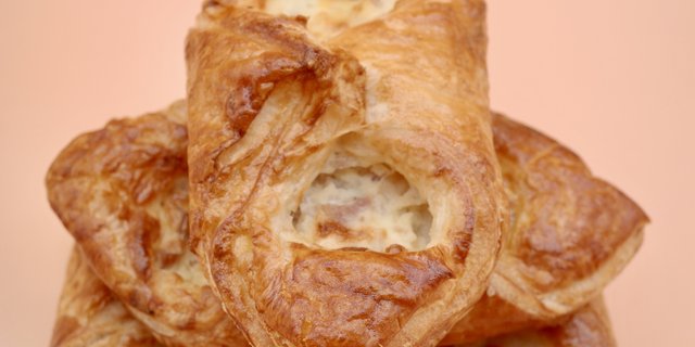 Ham & Cheese Croissant