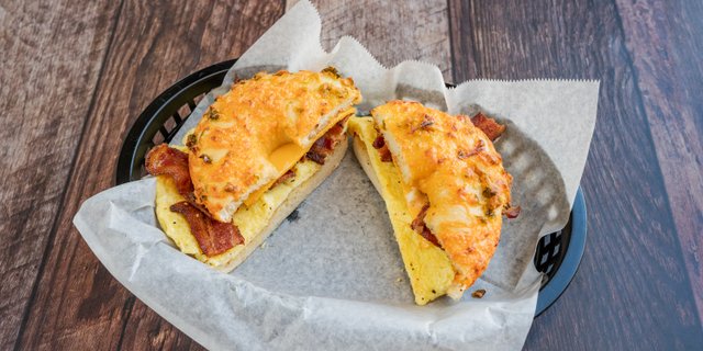 Bagel Sandwich Breakfast