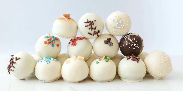 Cake Ball Catering Tray