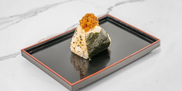 Kimchi Tuna Onigiri