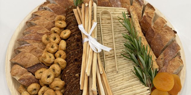 Crust & Crunch Boards
