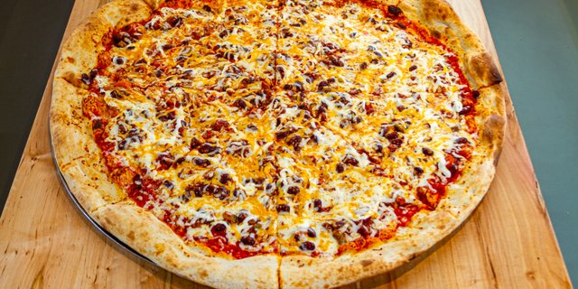 The Vegetarian Chili Pizza
