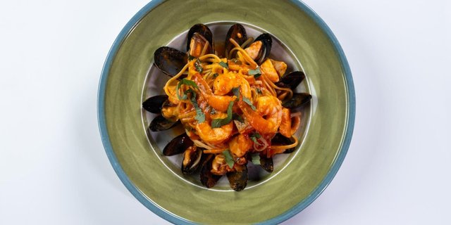 Seafood Linguine