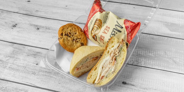 Sandwich Or Wrap Boxed Lunch