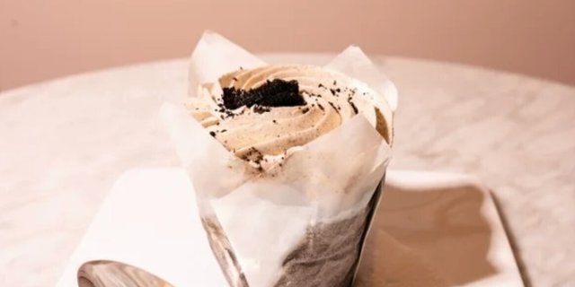 Cookies & Cream Cupcake