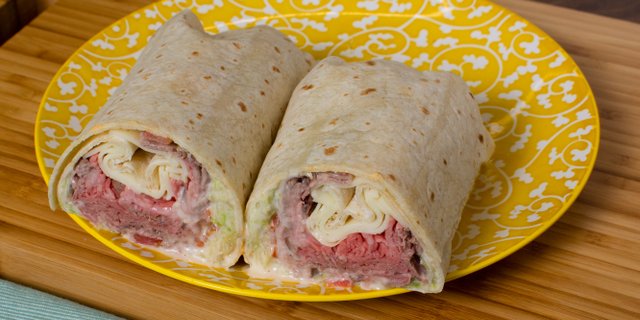 Roast Beef & Provolone Wrap