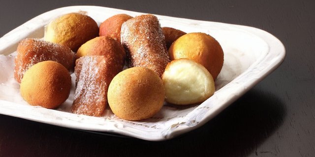 30-Piece Donut Rice Balls