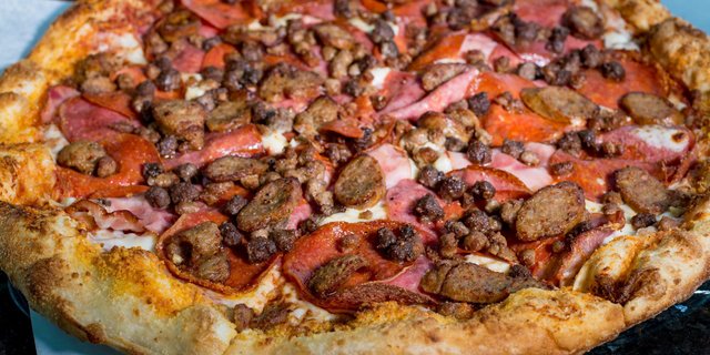 Gluten-Free Sch'meat'za Pizza