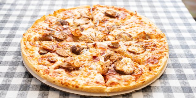 Meat Lover's Pizza