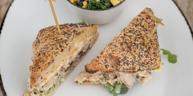 PK Pulled Chicken Salad Crunch Sandwich